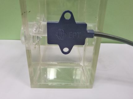 自動消毒液器實現缺液提醒功能要使用哪種傳感器